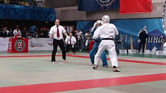 240 ед. 1/4 финала. Мустафин Ильяс (ПФО) vs Хачатрян Карен (СКФО) смотреть онлайн