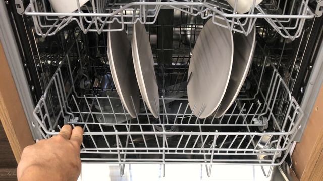Teka Fully Integrated Dishwasher /// Built-in Dishwasher /// DFI 46950 ME /// Part.1
