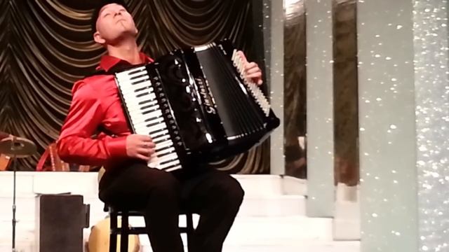 "LIBERTANGO" di Astor Piazzolla alla fisarmonica Gianni Mirizzi смотреть онлайн