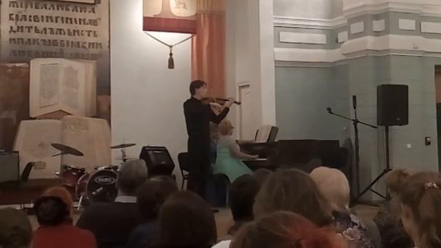 Б.Барток Шесть румынских народных танцев смотреть онлайн