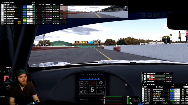 The New Mercedes GT4 & Sandown! | iRacing Mercedes-AMG GT3 at Sandown International Motor Raceway смотреть онлайн