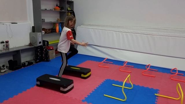 Physical training for young karatekas смотреть онлайн