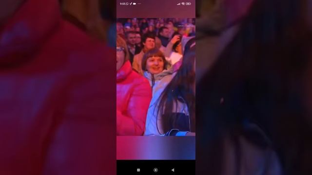 СУПЕР - ВЫСТУПЛЕНИЕ ! ГР. "ДИСКОМАФИЯ" ЗАЖИГАЕТ и ТАНЦУЕТ от ДУШИ . смотреть онлайн