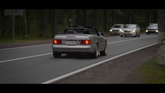 Mercedes-Benz SL600 (R129) - Легендарный спортивный родстер из 90-ых! Один из последних выживших... смотреть онлайн