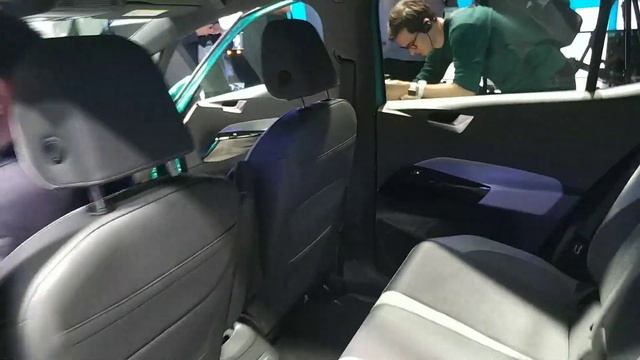 Вместо Гольфа! Первый полноценный электромобиль VW ID 3 смотреть онлайн
