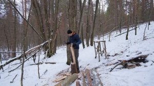 Строю ЗЕМЛЯНКУ к ЗИМЕ | Сделал КРЫШУ и ЗАДНЮЮ СТЕНУ | ЗАКАПЫВАЮ землянку