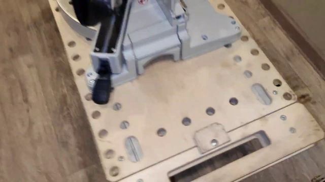 Быстросъёмные колеса для раскладного верстака. смотреть онлайн