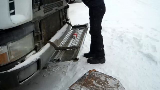 После выходных. Мороз. Собираемся на работу. смотреть онлайн