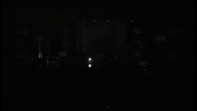 Front 242 - Mechanika Club, Moscow, Russia - 02.04.2005 PART II смотреть онлайн