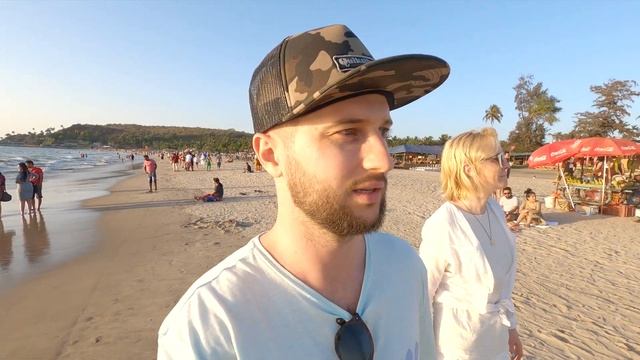 Супер место для релакса в Гоа и вечерний хендмейд рынок на пляже Арамболь. смотреть онлайн
