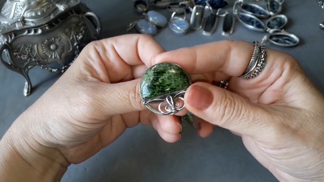 187.Серебряные украшения ! Продам ??? смотреть онлайн