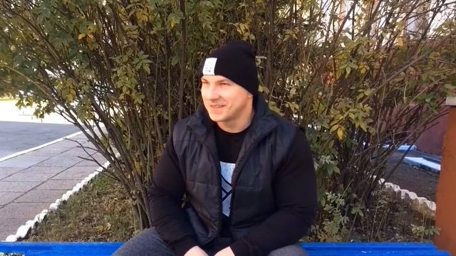 Александр Козлов и Михаил Брезин. Совместная тренировка ног. смотреть онлайн