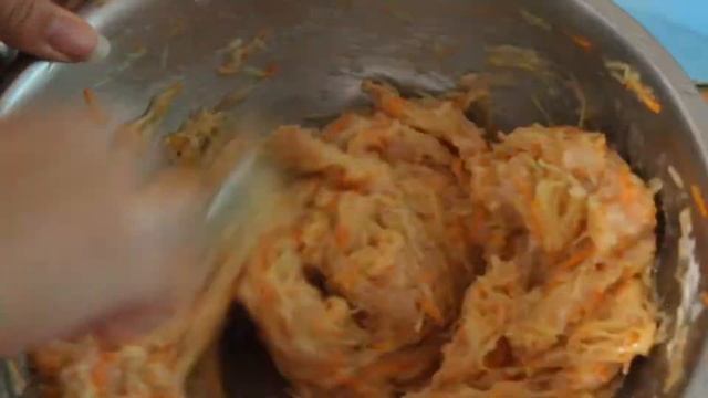 Драники из картофеля и куриного фарша за 1 минуту смотреть онлайн