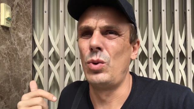 БЕЗУМИЕ И ЖИЛЬЁ ДЛЯ БЕДНЫХ НЯЧАНГ смотреть онлайн