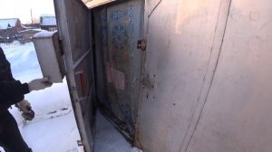 Замёрз замок в гараже, что делать, чем смазать замок