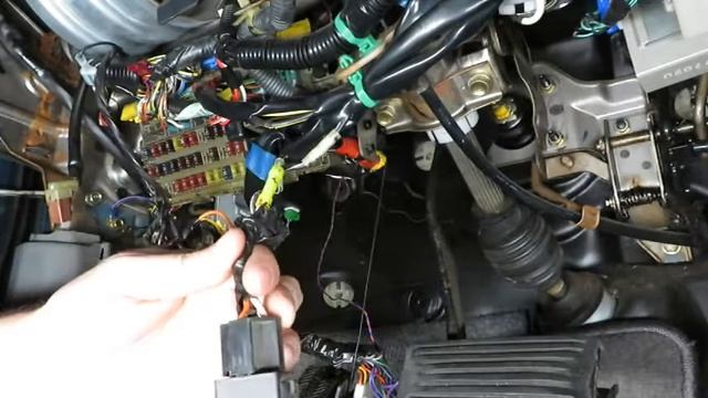How to remove an aftermarket car alarm or remote car starter from ANY car! смотреть онлайн