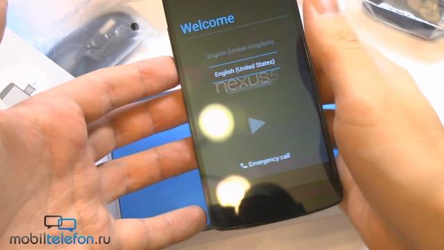 Распаковка LG Nexus 5 в белом цвете (unboxing) смотреть онлайн