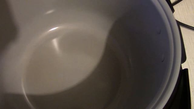 Обзор мультиварки Polaris PMC 0517AD смотреть онлайн