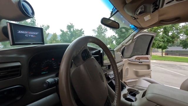 This 2002 Ford Excursion 7.3L 4x4 is For Sale, An Incredible Build смотреть онлайн