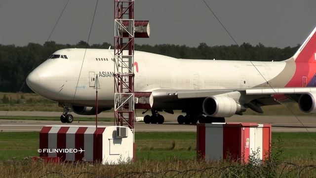 ✈Гиганты в Домодедово. Боинг 747 - Посадки и взлет. Asiana Airlines 2020 смотреть онлайн