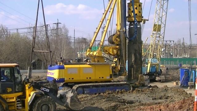 Bauer BG36 And JCB 426ZX Part 2