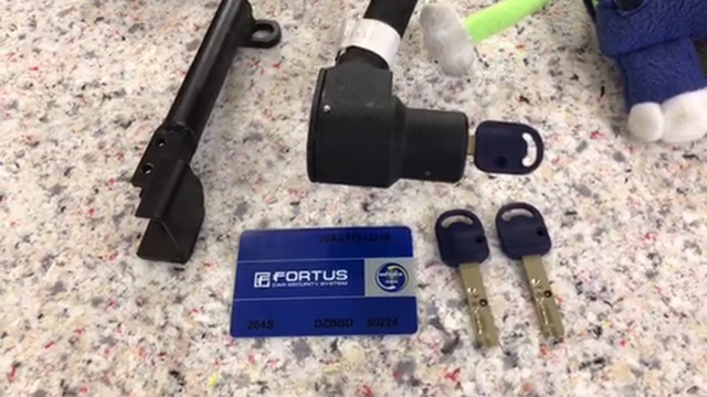 Механическое противоугонное устройство - замок на акпп Фольксваген Пассат смотреть онлайн