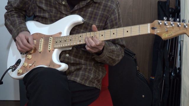 Squier Sonic Strat HT Arctic White (upgrade) смотреть онлайн