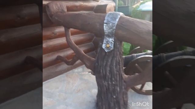 оформление входа в дом. Ступеньки натуральный камень. и декоративная штукатурка под старое дерево смотреть онлайн