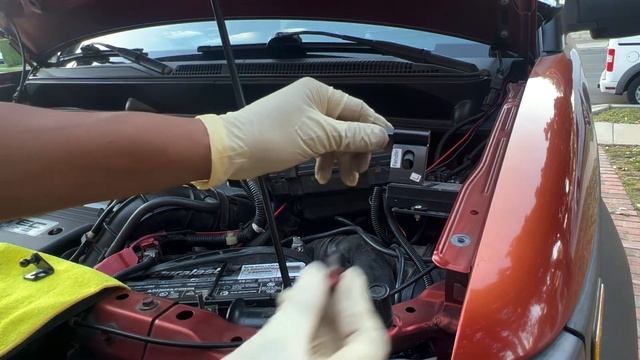 Upgrade Hood Struts in my Honda - Installation video Element CRV Civic Accord Acura смотреть онлайн