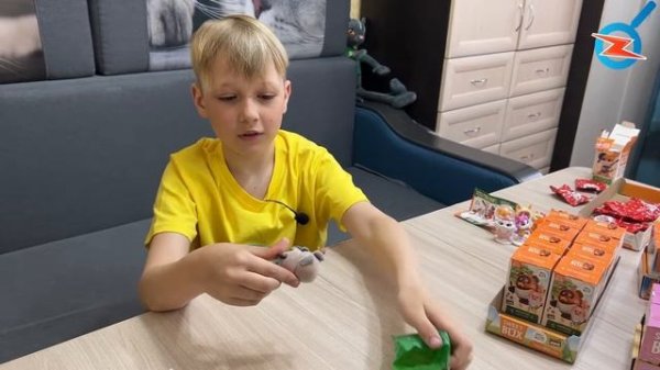 Свит Бокс: Большая распаковка сразу 50 коробок за 3 минуты. Что внутри