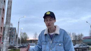 Оператор Ютуба вышел гулять