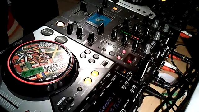 Selekta Maki Cardiac Bass medley смотреть онлайн