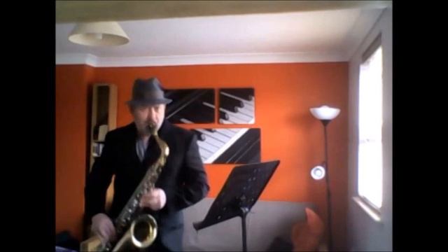 'Round midnight, on Tenor Sax смотреть онлайн