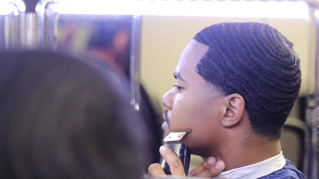 How to Give Yourself a Crisp LineUp using SelfCutSystem 2.0 смотреть онлайн