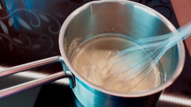 Нереально вкусный десерт из клубники. Нежное суфле. #клубника#суфле#десерт# смотреть онлайн