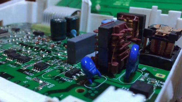 Посудомоечная машина не греет воду Electrolux ESF 45010 Замена катушки ТАХО генератора смотреть онлайн