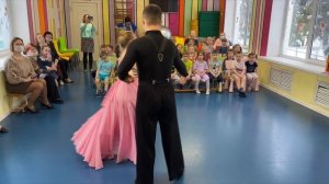 Первый танец «солнечного» дуэта VS спустя 7 лет?