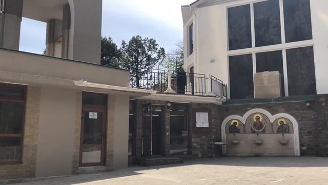 Ялта. Храм Архангела Михаила, Пасхальная святая неделя. Ореанда. Севастопольское шоссе,163. Крым.