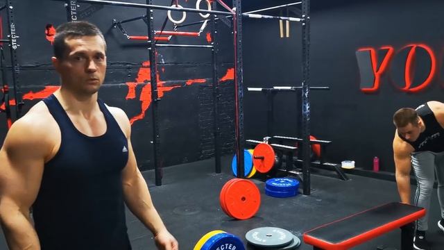 RUS vs BLR: Заруба на бицепс! Шреддер VS Златоверховников смотреть онлайн