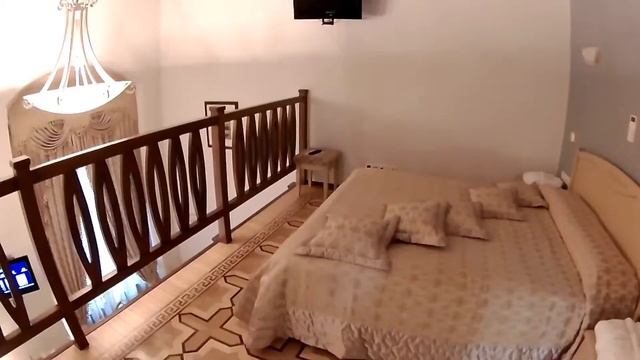 Беларусь. Отель «Мирский замок». Двухуровневый номер. Belarus. Hotel "Mir Castle". Duplex room. смотреть онлайн