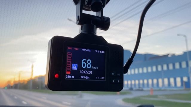 Примеры оповещений Navitel XR2550 смотреть онлайн