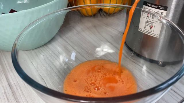 Beetroot Carrot and Ginger Juice. Drink to cleanse your liver and feel Great! смотреть онлайн