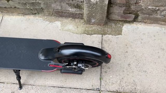 iScooter 9 Electric Scooter - 350W Motor | 25KM/h Speed | 25KM Range - Only £319 смотреть онлайн
