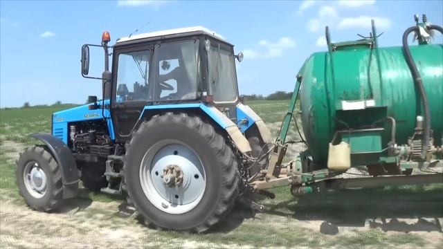 Трактор в поле дыр-дыр-дыр (Версия 2019)