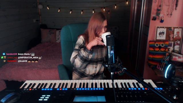 10.05.2022 - музыкальный стрим на твиче. Пою вживую под пианино. Кавера и авторские песни смотреть онлайн