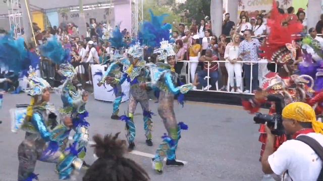 Карнавал 2019 теле(фонный)фильм смотреть онлайн