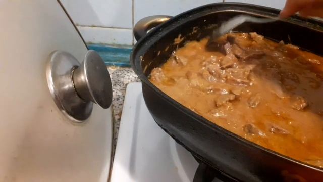 Сегодня щи и гуляш из говядины готовлю на обед смотреть онлайн