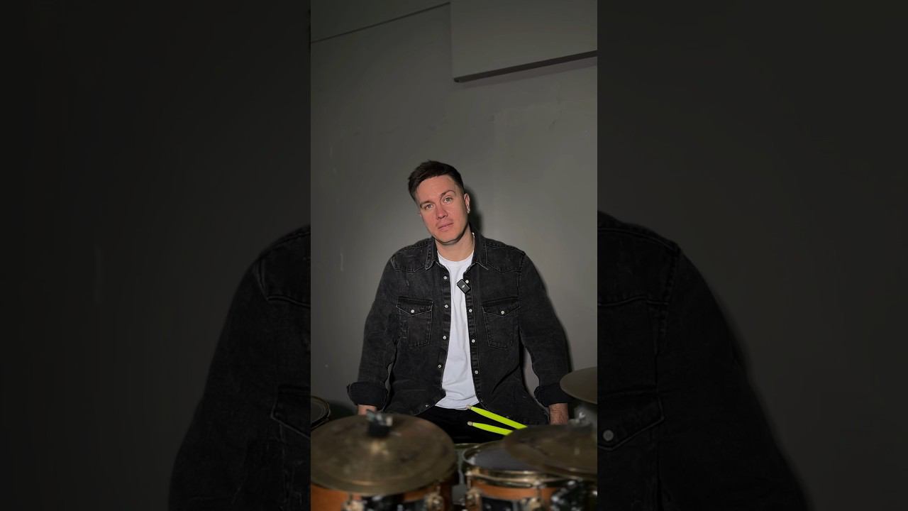 Когда ты художественный руководитель #vasilievgroove #drummers #барабанщики #шоубарабанщиков смотреть онлайн