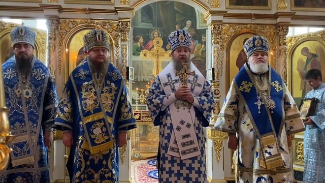 ЗОЛОТОНОША. Торжественная литургия в Красногорском женском монастыре. смотреть онлайн