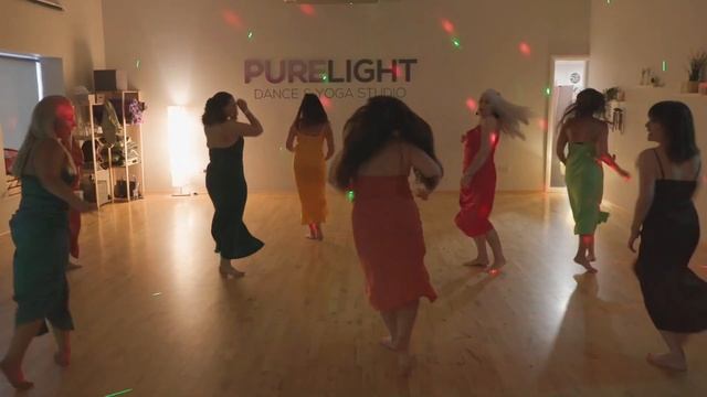 BAILAMOS | ENRIQUE IGLESIAS | Dance Greystones смотреть онлайн